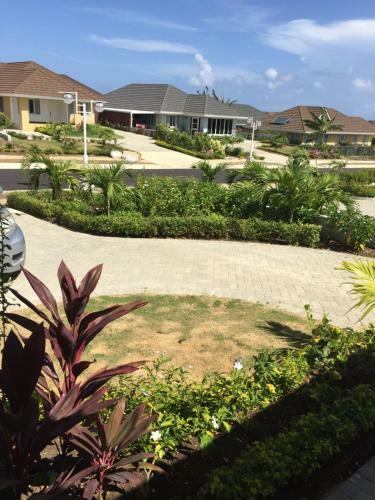 Villa Ocho Rios Under The Coolshade III