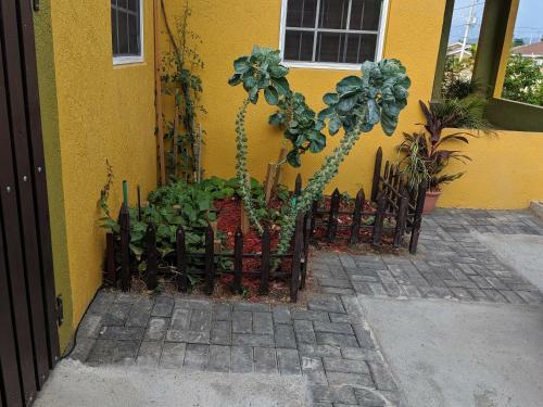 Hostal Zade's Vacation Home
