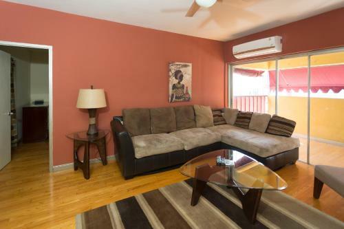 Apartamento The Abbey Court New Kingston