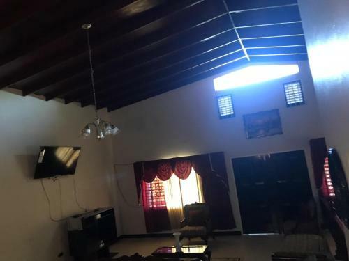 Scarlett Hall Hideaway