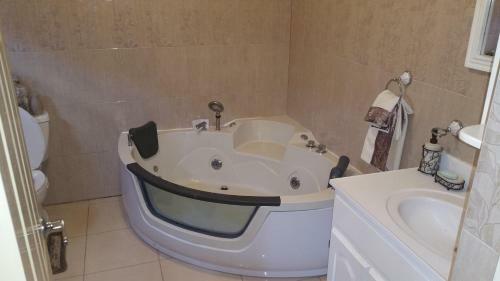 Hostal Caribbean Estate 2 Bedroom Suite