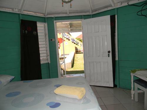 Hotel Bluefields Bay Resort