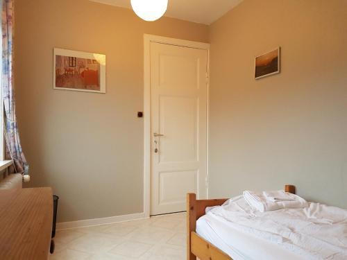 Hostal Budget Guesthouse Borgustova