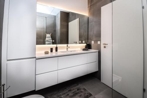 Greenkey Apartment - F8