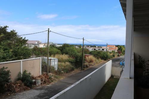 Mahina Luxury 2 Bedroom Apartment With Pool
