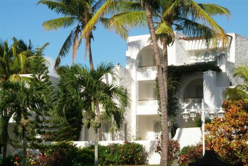 Hotel Casuarina Resort And Spa