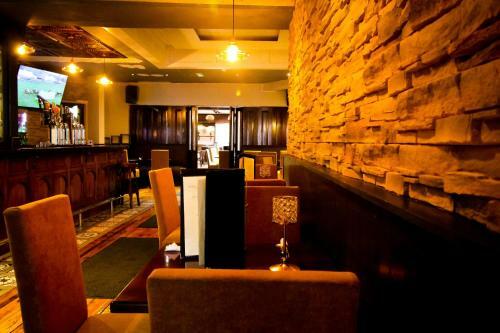 Hotel Roscrea Centre (church Street)