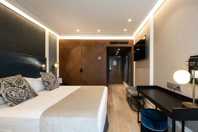 Hotel Catalonia Plaza Catalu�a