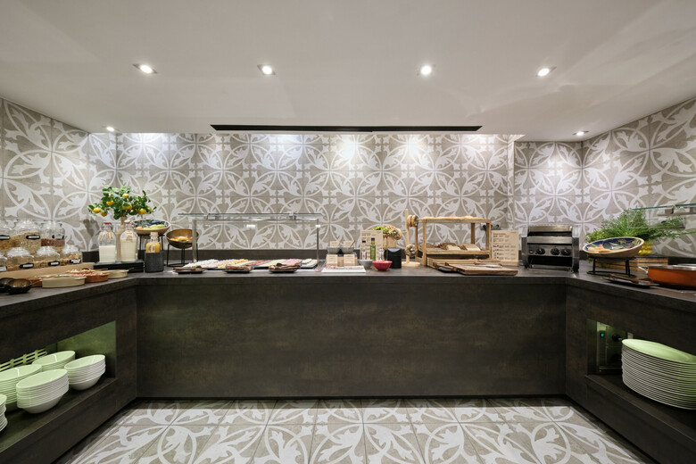 Hotel Catalonia Park G�ell