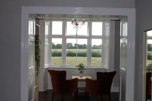 Bed & Breakfast Woodville House