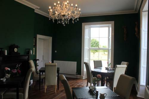 Bed & Breakfast Woodville House