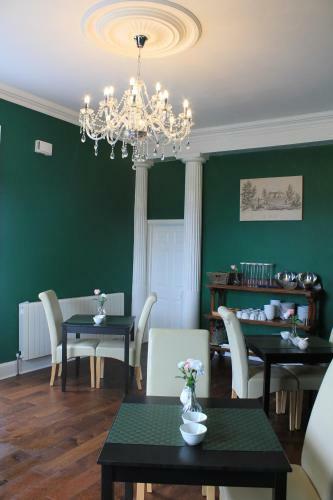 Bed & Breakfast Woodville House
