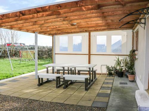 A Country View Cottage, Turloughmore