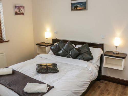 A Country View Cottage, Turloughmore
