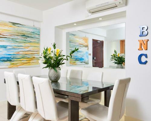 Apartamento Huge & Fantastic Private Residence