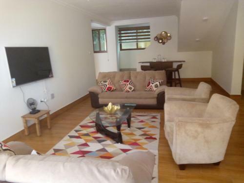 Apartamento Executive 5 Bedroom House At East Legon