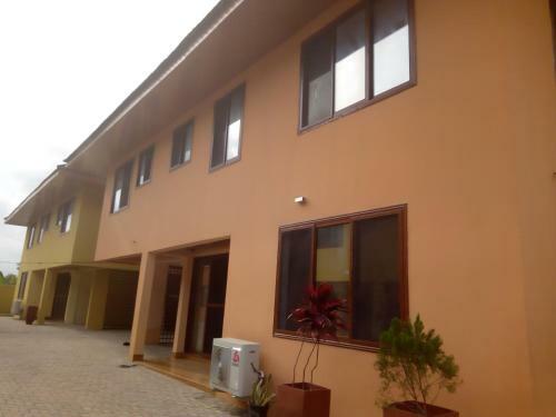 Apartamento Executive 5 Bedroom House At East Legon