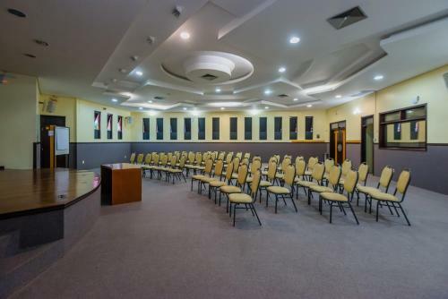 Hotel Est�ncia Ribeir�o Grande