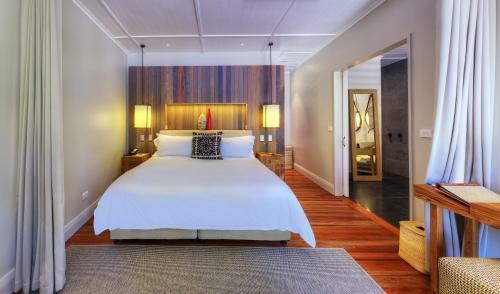Hotel Vomo Island Resort