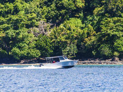 Hotel Matangi Private Island Resort - Adults Only