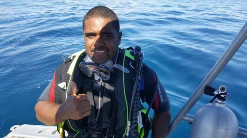 Hostal Dolphin Bay Divers Retreat