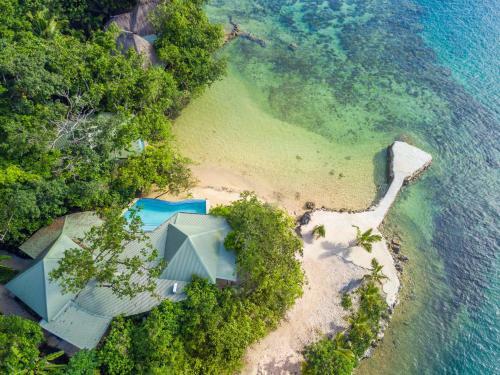 Hotel Savasi Island Resort