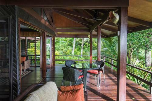Hotel Savasi Island Resort