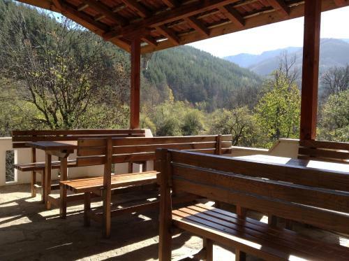 Hostal Guest House Pandukov