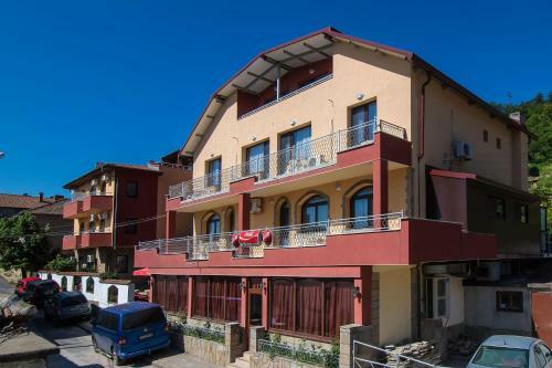 Hotel Bor