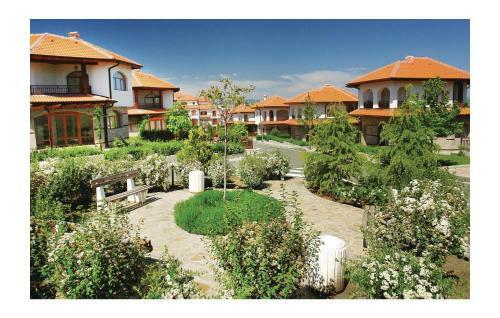 Three-bedroom Holiday Home In Kableshkovo