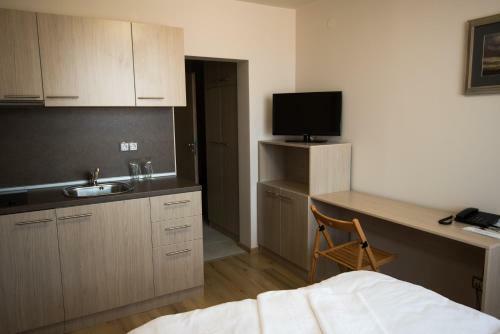 Hotel Court Inn