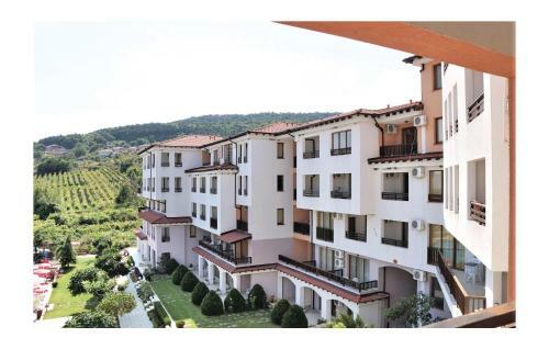 Two-bedroom Apartment In Rogachevo