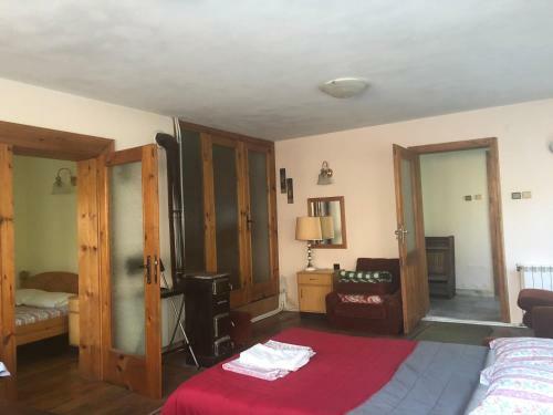 Hostal Luylyana Guesthouse