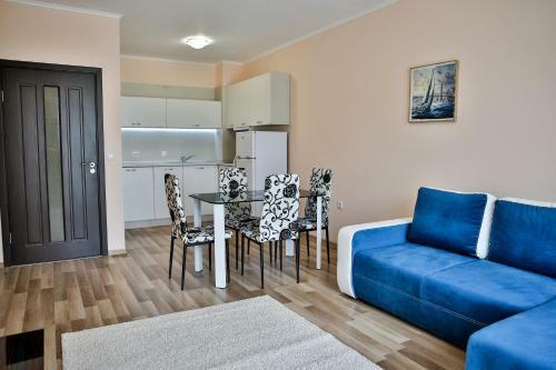 Al Rial Beach Apartments