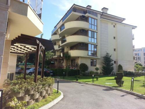 Al Rial Beach Apartments