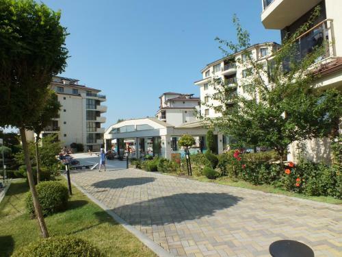 Al Rial Beach Apartments