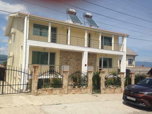 Hostal Triglav Edelweiss Guest House