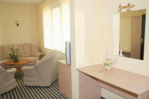 Family Hotel Elena