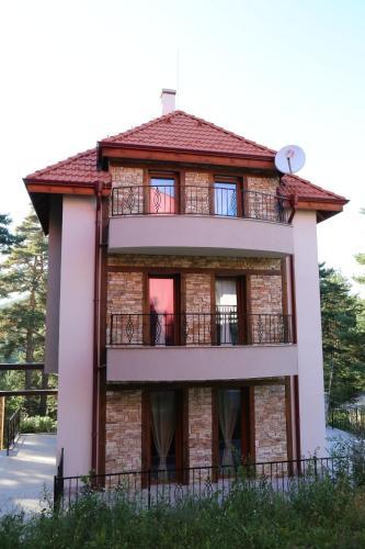 Hostal Villa Ema