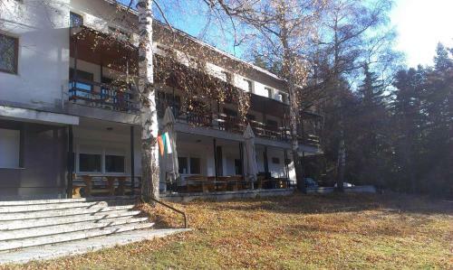 Hostal Kompleks Zeleni Preslap