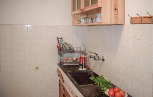 Three-bedroom Holiday Home In Krapets