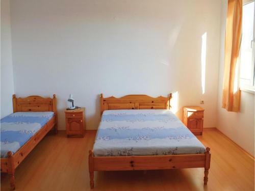Two-bedroom Holiday Home In Krapets
