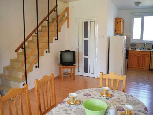Two-bedroom Holiday Home In Krapets