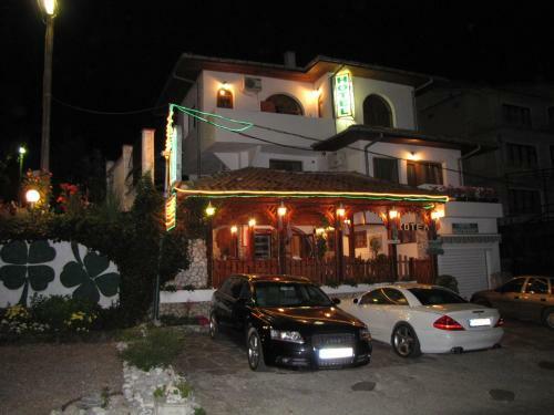 Stefan Family Hotel