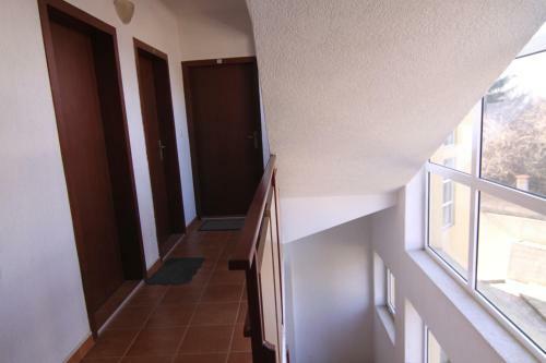Coliseum Apartment