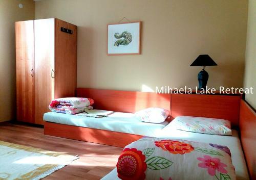 Bed & Breakfast Mihaela Lake Retreat