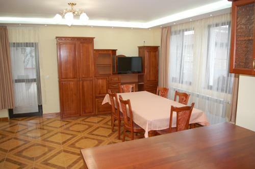 Hostal Mutafova House