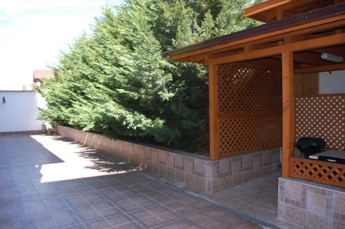 Hostal Mutafova House