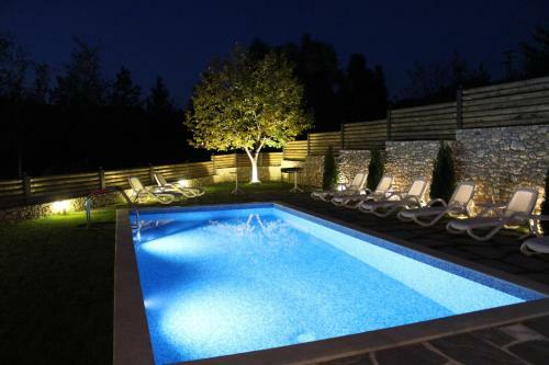 Family Hotel Friends Villa