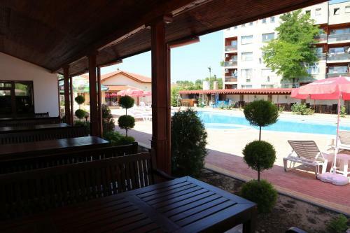 Hostal Complex Trakite